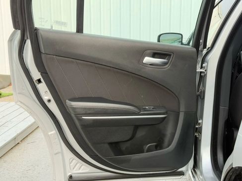 Used 2022 Dodge Charger SXT image 12