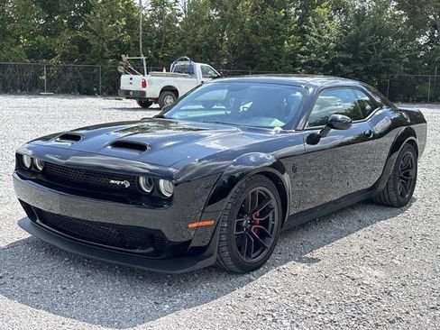 Used 2019 Dodge Challenger SRT Hellcat Redeye RWD image 8
