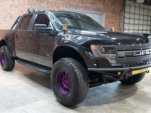 Used 2013 Ford F150 Raptor w/ Luxury Equipment Group image 4