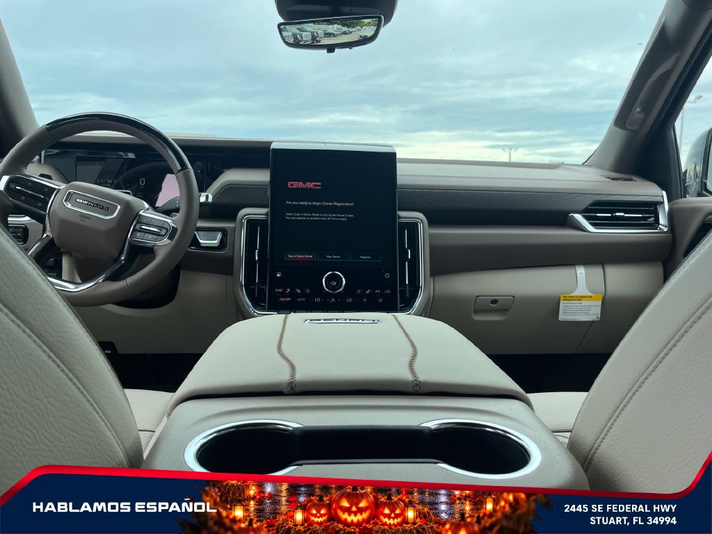 New 2027 GMC Yukon Denali w/ Denali Reserve Package AWD/4WD image 16