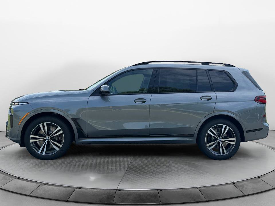 New 2027 BMW X7 xDrive40i w/ M Sport Package AWD/4WD image 4