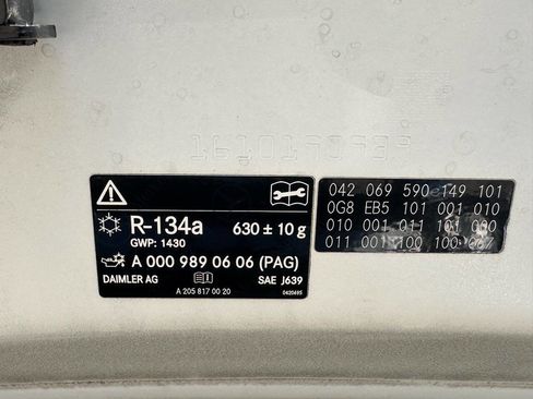 Used 2020 Mercedes-Benz GLC 300 4MATIC image 22