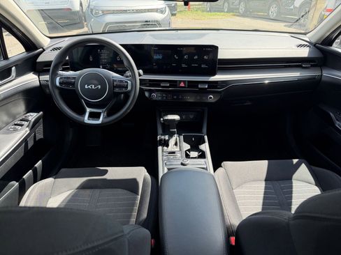 Used 2025 Kia K5 LXS image 40
