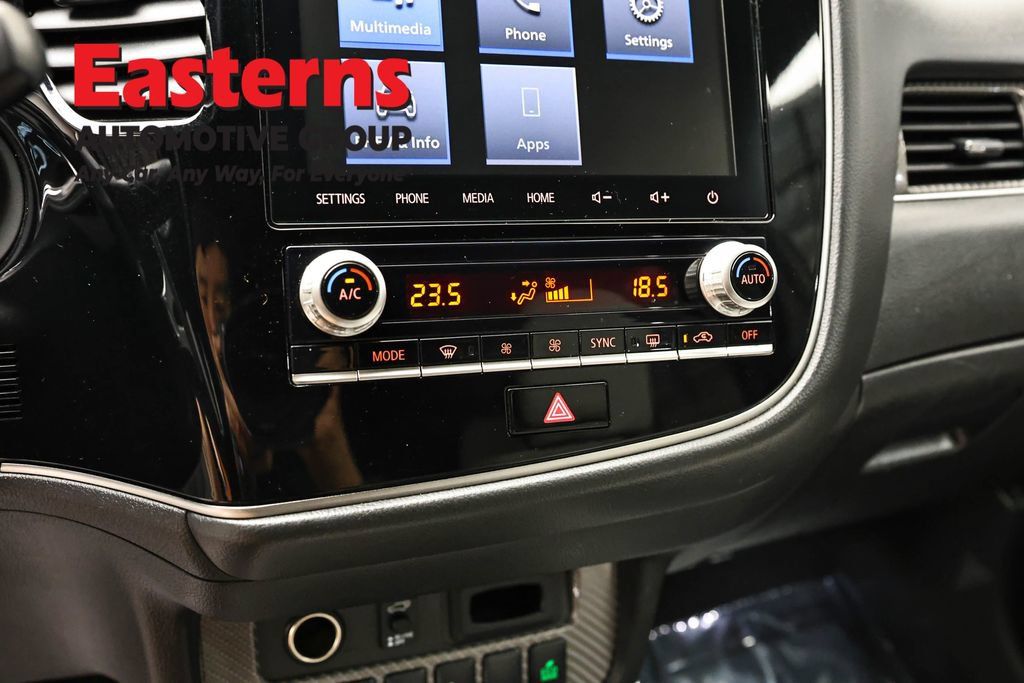 Used 2020 Mitsubishi Outlander SEL AWD/4WD image 20