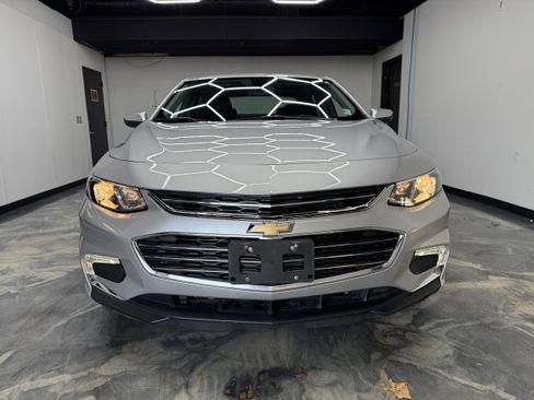 Used 2018 Chevrolet Malibu LT image 7