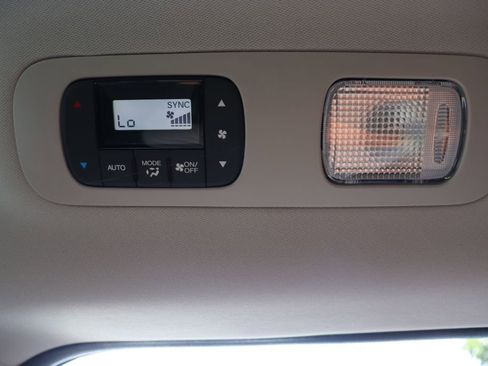 Used 2026 Honda Odyssey Touring image 16