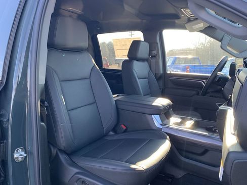 New 2026 Chevrolet Silverado 2500 LTZ w/ LTZ Convenience Package image 24