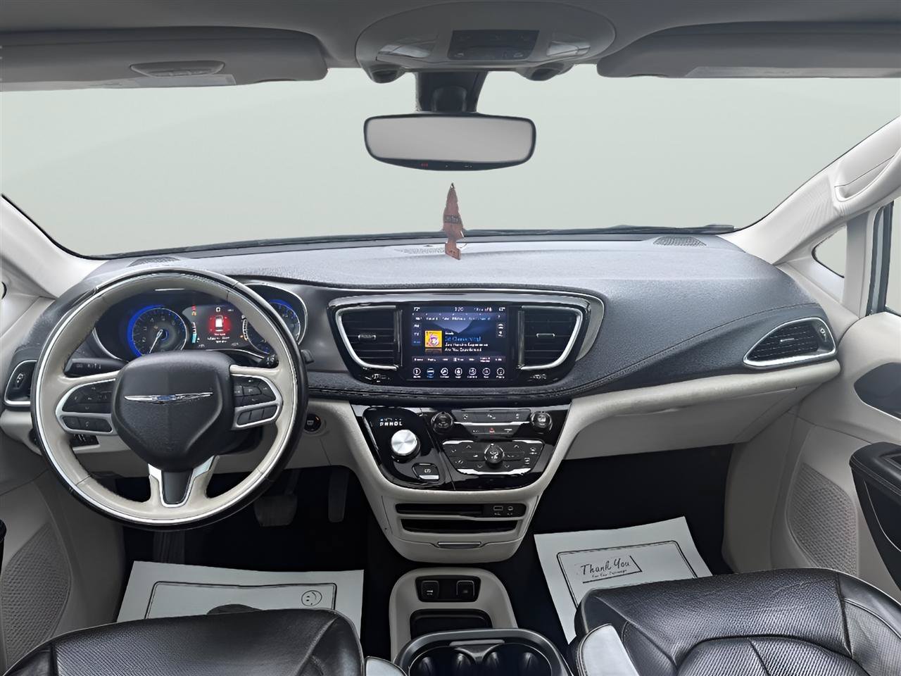 Used 2018 Chrysler Pacifica Limited FWD image 21