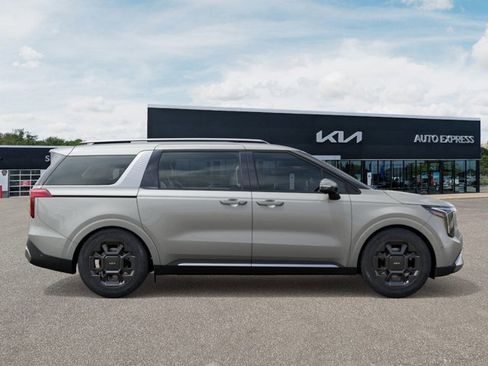 New 2026 Kia Carnival SX image 7
