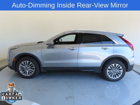 Used 2024 Cadillac XT4 Premium Luxury image 8