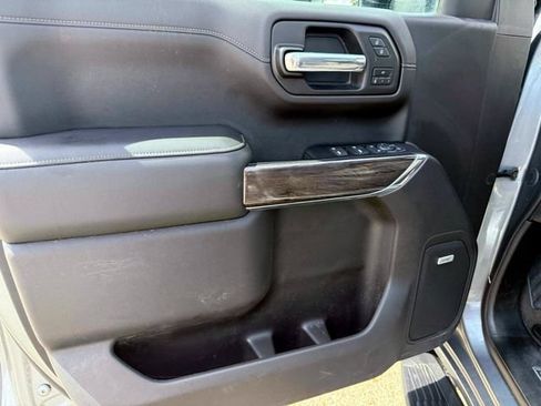 Used 2020 Chevrolet Silverado 1500 LTZ w/ LTZ Premium Package AWD/4WD image 18