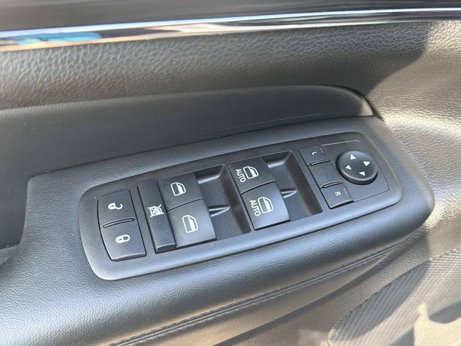Used 2021 Jeep Grand Cherokee Limited RWD image 16