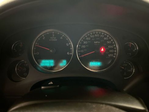 Used 2013 Chevrolet Silverado 1500 LTZ w/ LTZ Plus Package image 12