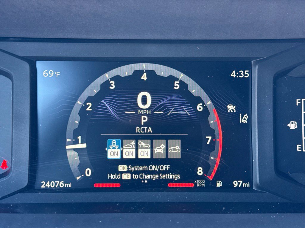 Used 2024 Toyota Tacoma SR5 AWD/4WD image 38