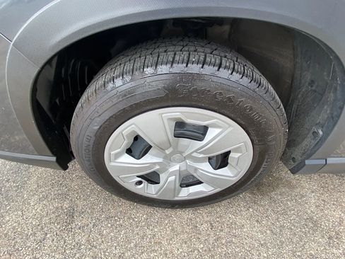 Used 2022 Subaru Forester AWD/4WD image 23