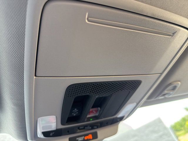 Used 2026 Honda Accord EX-L image 39