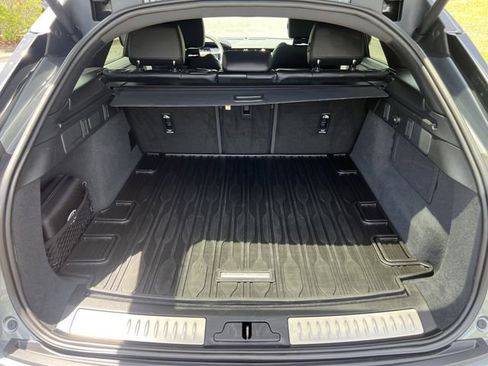 Used 2026 Land Rover Range Rover Velar S AWD/4WD image 12