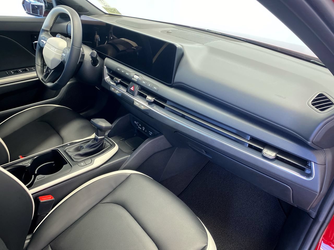 New 2026 Kia K4 EX FWD image 29
