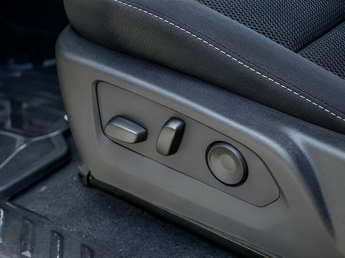 Used 2024 GMC Canyon Elevation w/ Convenience Package image 22