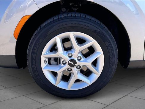 Used 2024 Kia Soul LX w/ Option Group 015 image 10