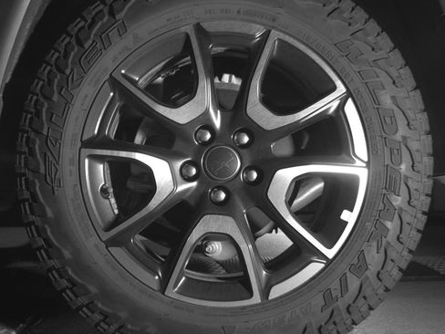 Used 2025 Jeep Compass Trailhawk image 14