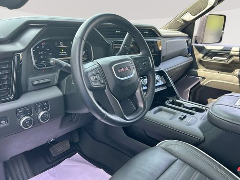 Used 2025 GMC Sierra 2500 AT4X w/ Snow Plow Prep/Camper Package AWD/4WD image 10