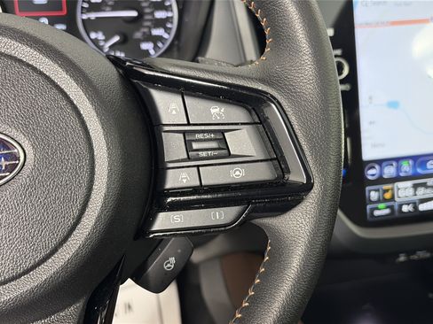 Used 2025 Subaru Forester Touring image 31