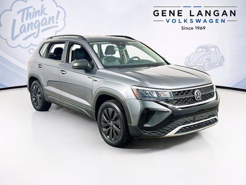 Certified 2022 Volkswagen Taos S w/ IQ Drive S Package AWD/4WD image 3