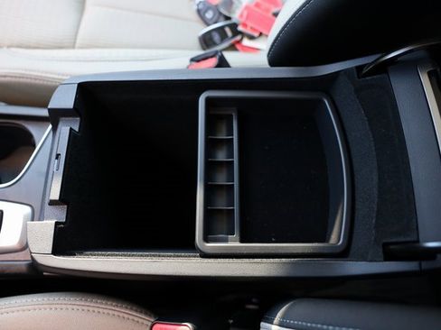 Certified 2025 Subaru Ascent Premium w/ Premium Package image 42