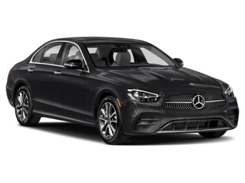 Used 2022 Mercedes-Benz E 450 4MATIC Sedan image 9