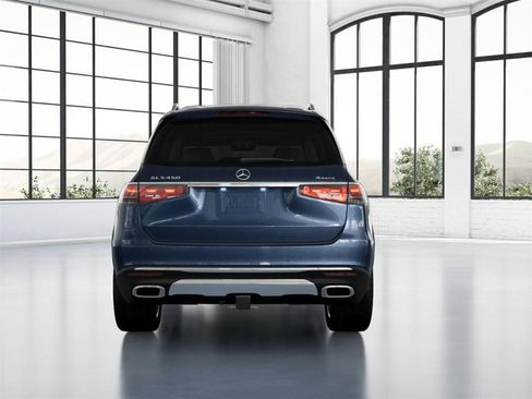 New 2026 Mercedes-Benz GLS 450 4MATIC image 25