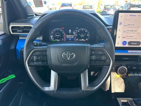 Used 2025 Toyota Tacoma TRD Off-Road w/ TRD Off Road Upgrade Package image 19