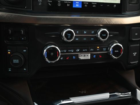 Used 2023 Ford F350 King Ranch w/ Chrome Package image 21