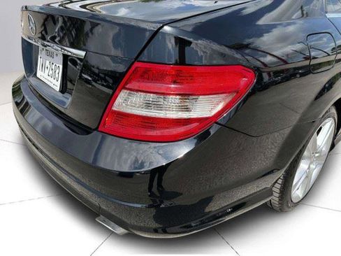 Used 2011 Mercedes-Benz C 300 Sedan image 15