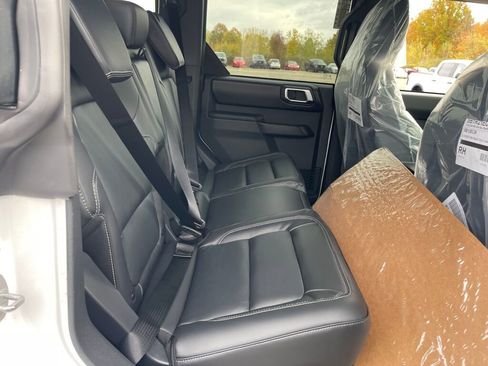 New 2025 Ford Bronco Outer Banks w/ Sasquatch Package image 15