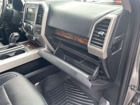 Used 2018 Ford F150 Lariat w/ Equipment Group 502A Luxury image 9