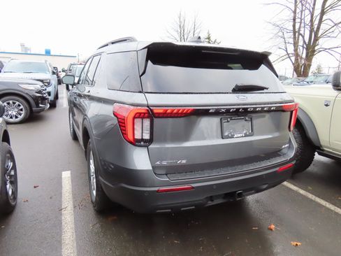 New 2026 Ford Explorer Active image 6