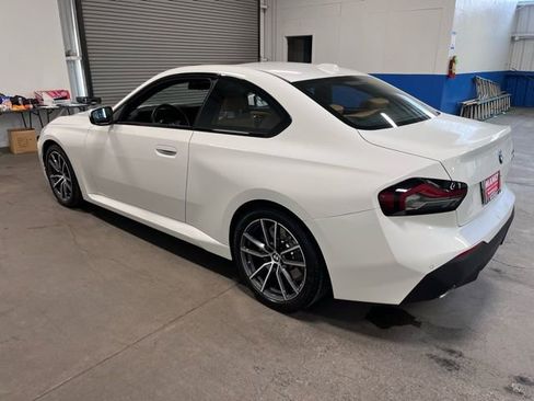 Used 2024 BMW 230i Coupe w/ Convenience Package image 5