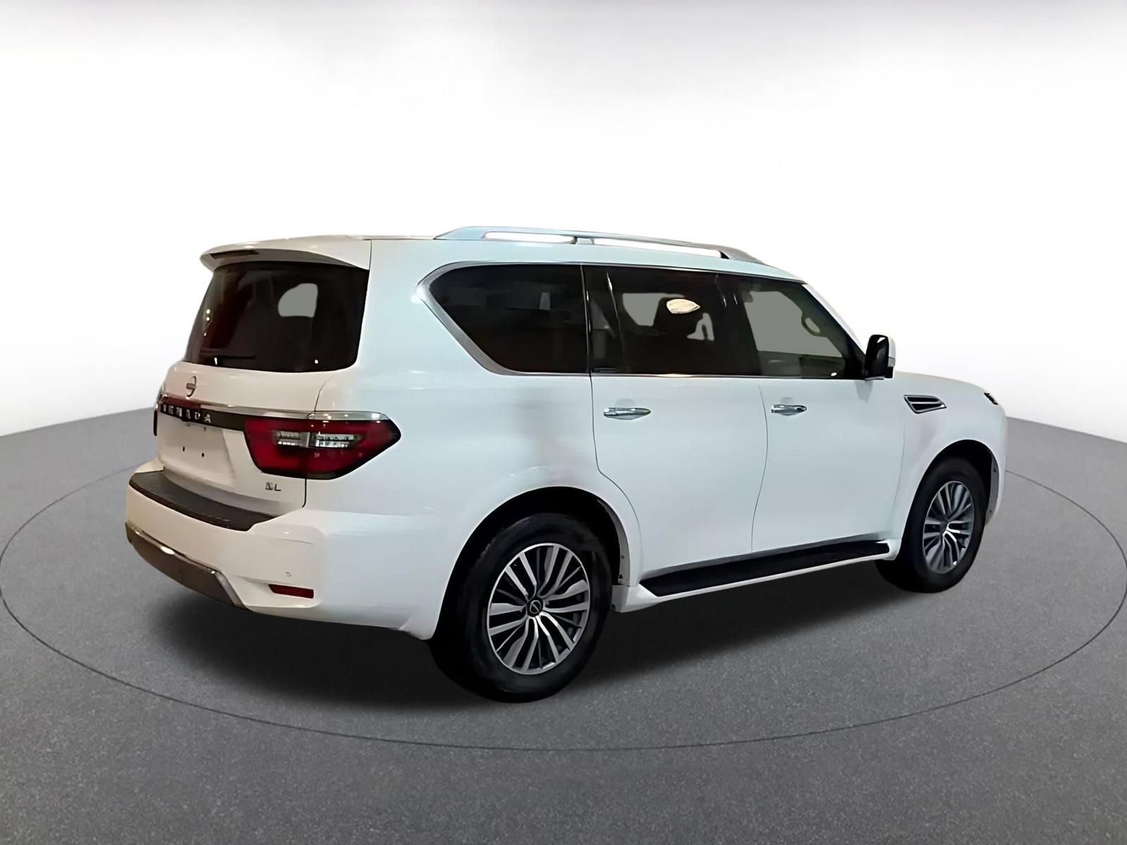 Used 2024 Nissan Armada SL RWD image 14