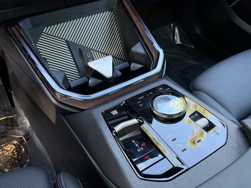 Used 2025 BMW X3 xDrive30i w/ Premium Package image 27