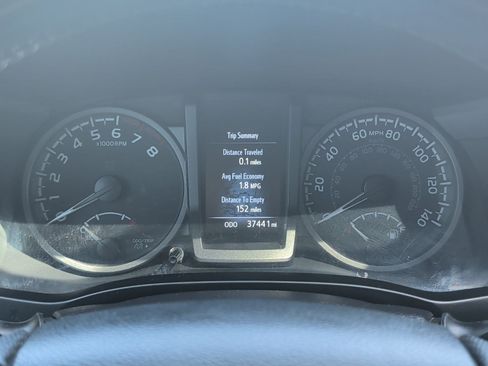 Used 2023 Toyota Tacoma TRD Off-Road w/ Technology Package AWD/4WD image 16