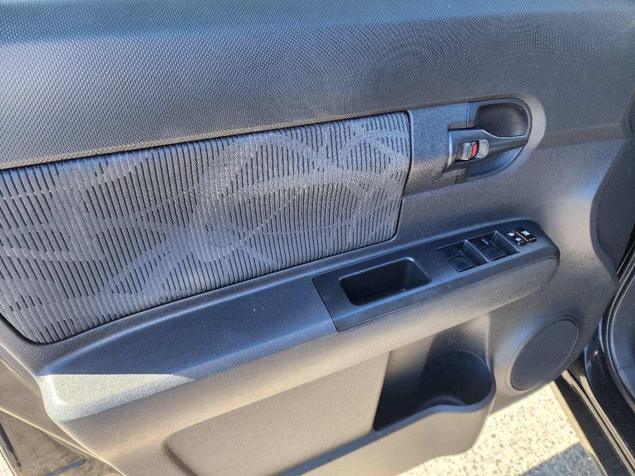 Used 2011 Scion xB FWD image 10