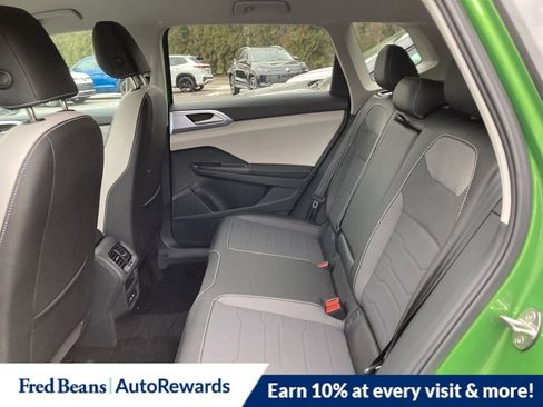 New 2026 Volkswagen Taos SE image 11