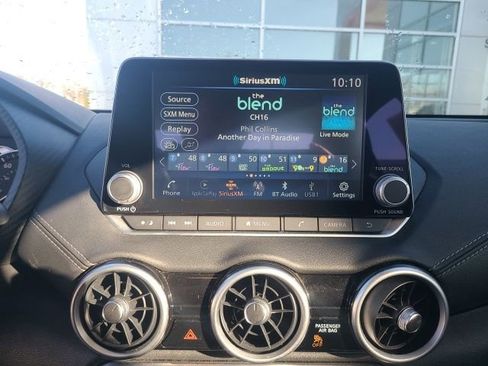 Used 2025 Nissan Sentra SV image 28