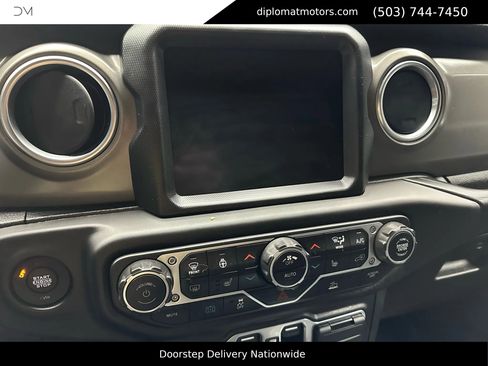 Used 2023 Jeep Wrangler Unlimited Rubicon 4xe w/ Steel Bumper Group image 35