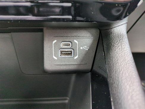 New 2026 Jeep Compass Latitude image 21