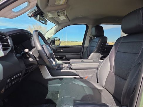 Used 2023 Toyota Tundra Limited image 24