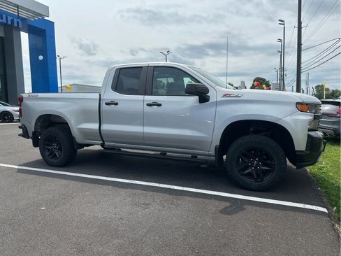 Used 2020 Chevrolet Silverado 1500 Custom Trail Boss w/ Custom Convenience Package AWD/4WD image 5