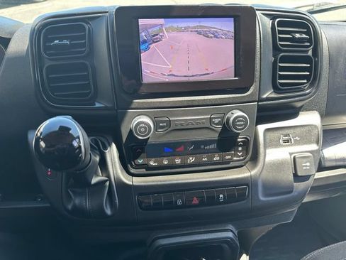 Used 2025 RAM ProMaster 2500 w/ U-Haul Equipment Group FWD image 16