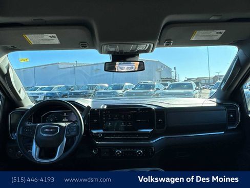 Used 2025 GMC Sierra 1500 SLT image 10